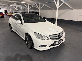 Used Mercedes-Benz E Class 2012 for sale - 77033167: Photo