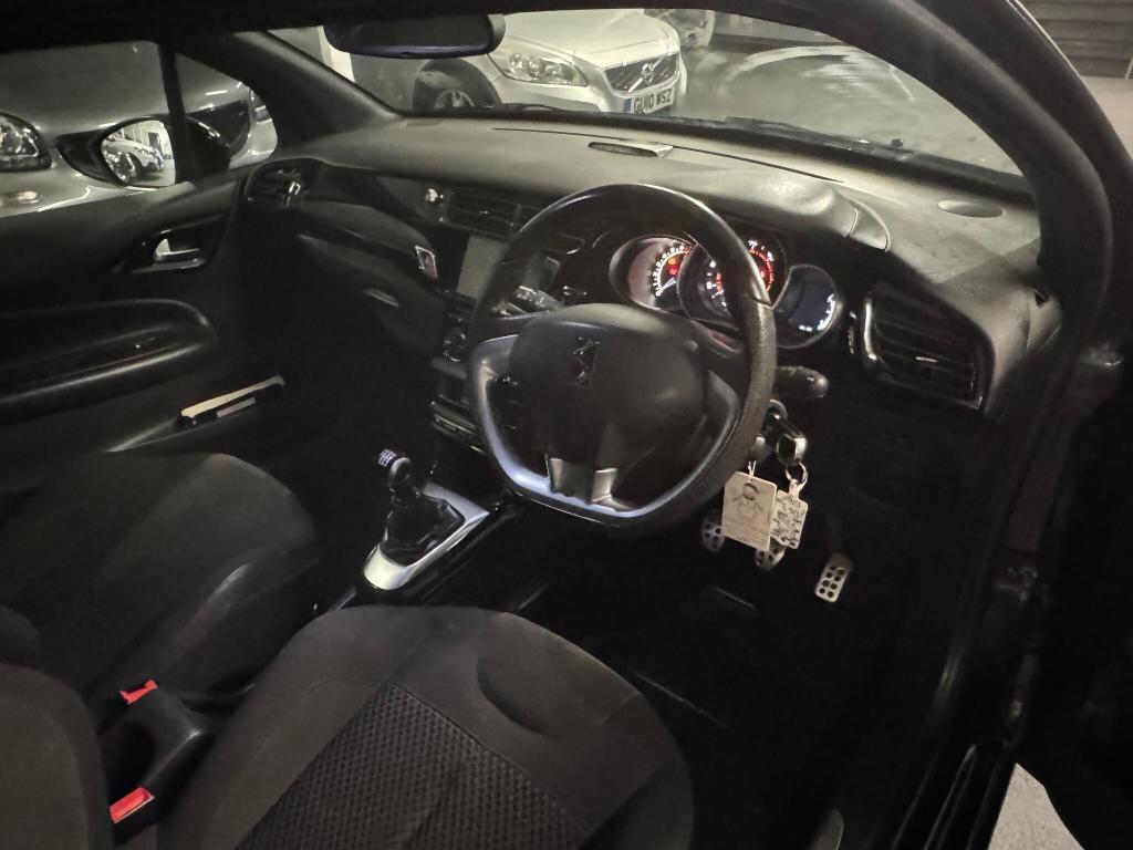 Used DS Automobiles DS 3 2016 for sale - 76985493: Photo 12