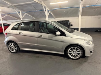 Used Mercedes-Benz B Class 2010 for sale - 78618931: Photo