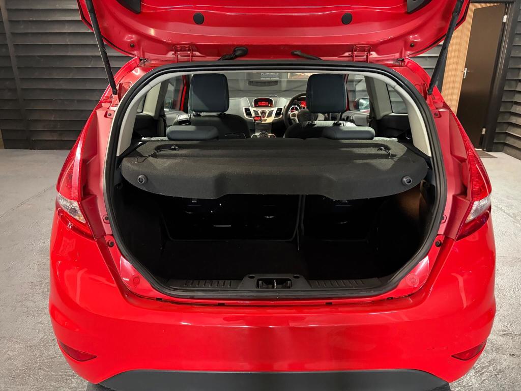 Used Ford Fiesta 2010 for sale - 76363157: Photo 14