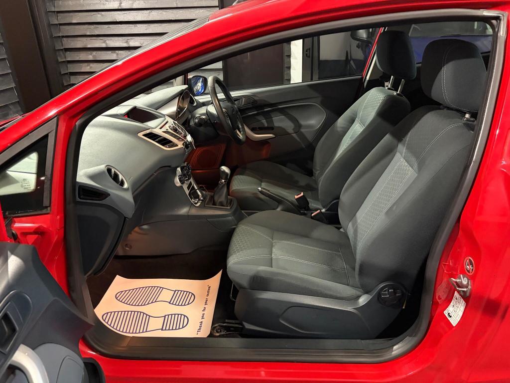 Used Ford Fiesta 2010 for sale - 76363157: Photo 17