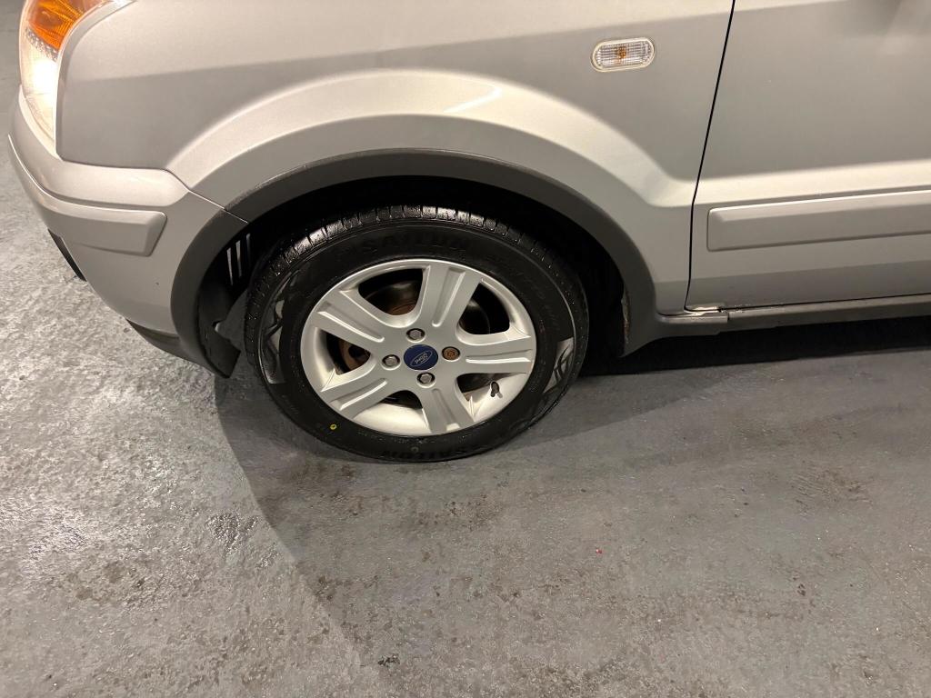 Used Ford Fusion 2010 for sale - 76317048: Photo 24