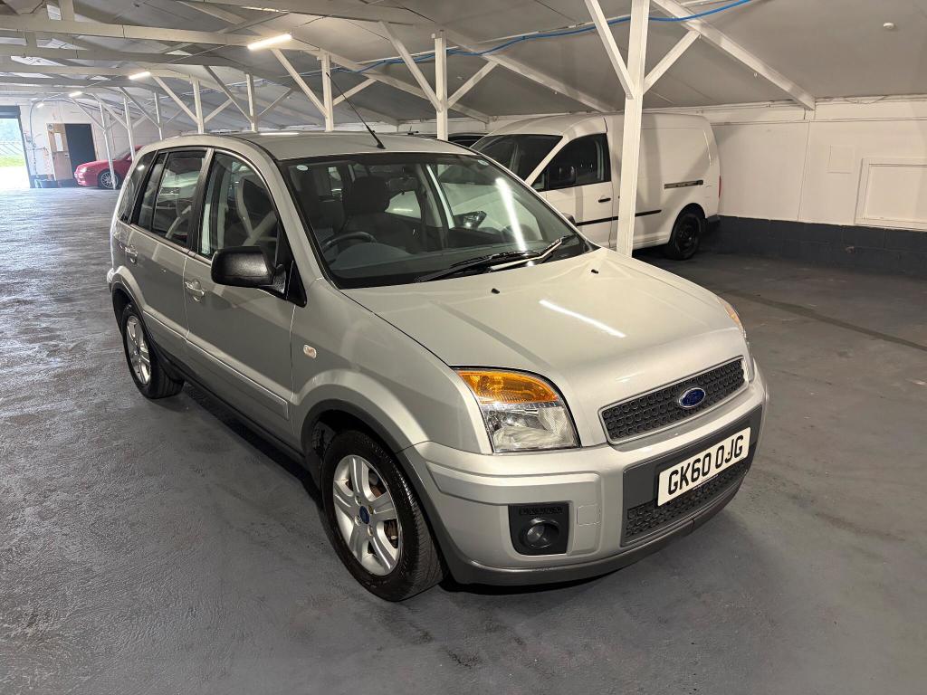 Used Ford Fusion 2010 for sale - 76317048: Photo 4