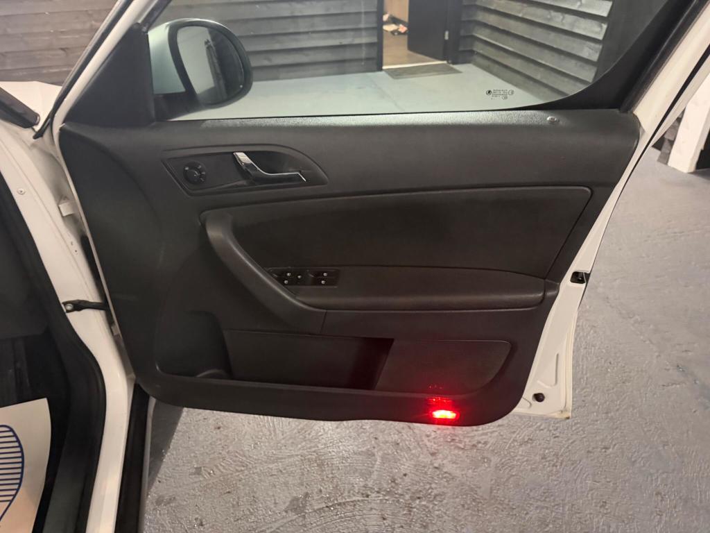 Used Skoda Yeti 2014 for sale - 77148306: Photo 13