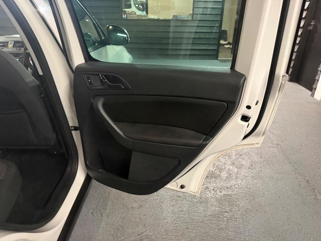 Used Skoda Yeti 2014 for sale - 77148306: Photo 16