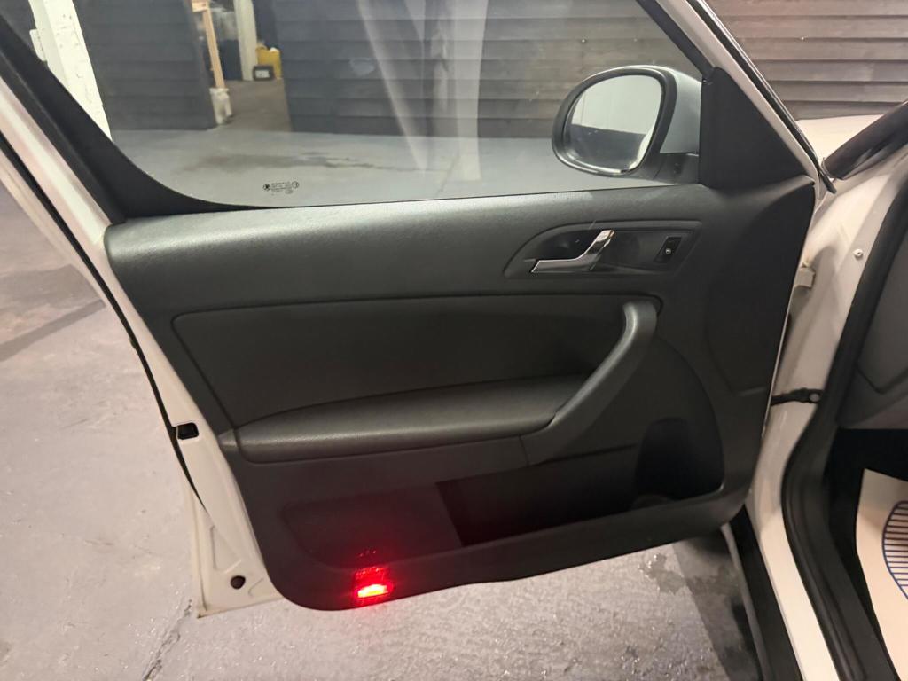 Used Skoda Yeti 2014 for sale - 77148306: Photo 21