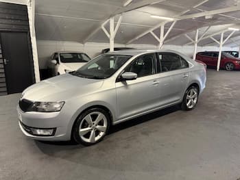 Used Skoda Rapid 2016 for sale - 79812476: Photo