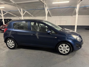 Vauxhall - Corsa