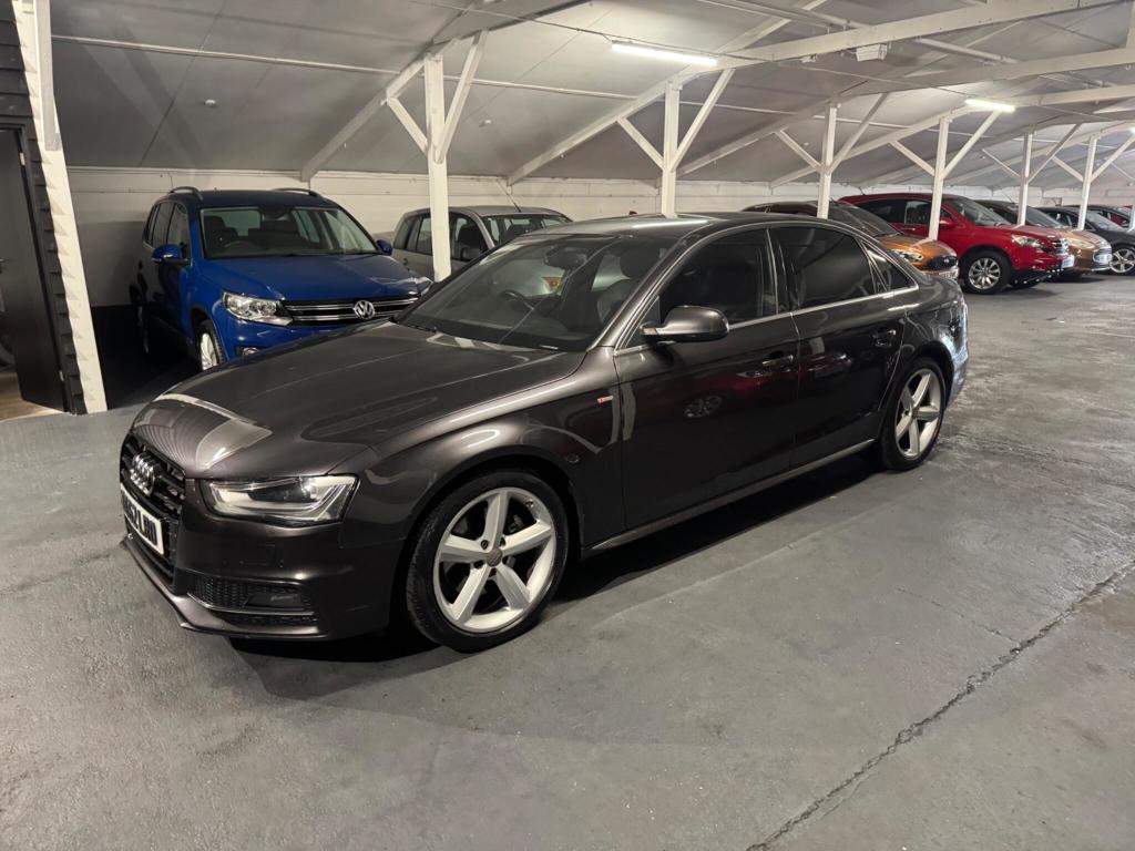 Used Audi A4 2012 for sale - 76710681: Photo 4