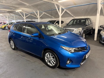 Used Toyota Auris 2015 for sale - 77687804: Photo
