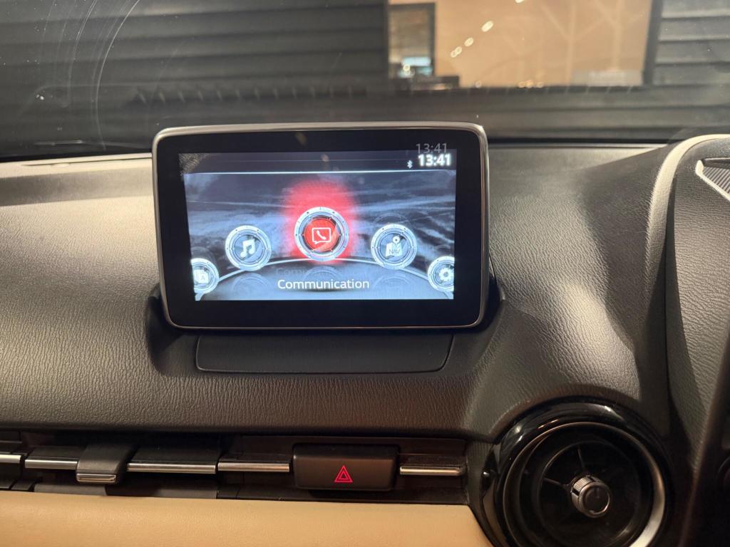 Used Mazda Mazda2 2016 for sale - 77460090: Photo 12