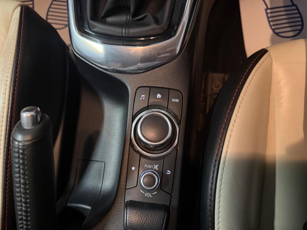 Used Mazda Mazda2 2016 for sale - 77460090: Photo 15