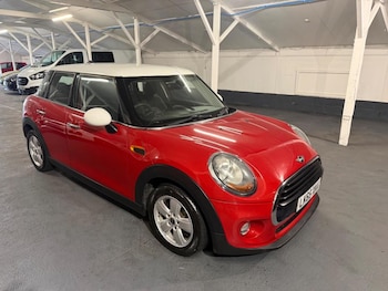 Used MINI Hatch 2015 for sale - 77460092: Photo
