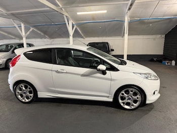Used Ford Fiesta 2010 for sale - 78597341: Photo