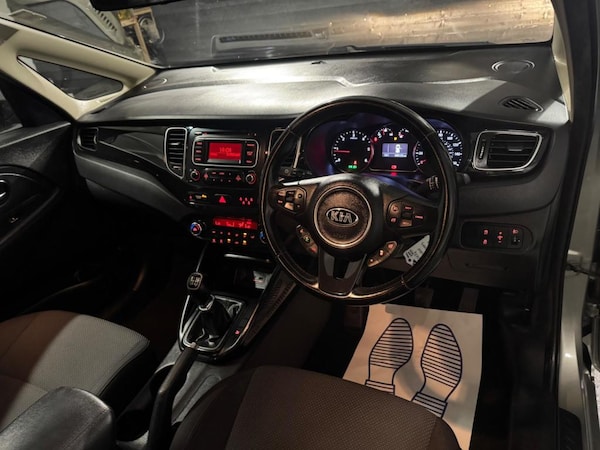 Used Kia Carens 2014 for sale - 75427206: Photo 12