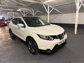 Used Nissan Qashqai 2014 for sale - 77687822: Photo