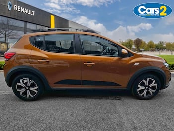 Used Dacia Sandero Stepway 2023 for sale - 79649082: Photo