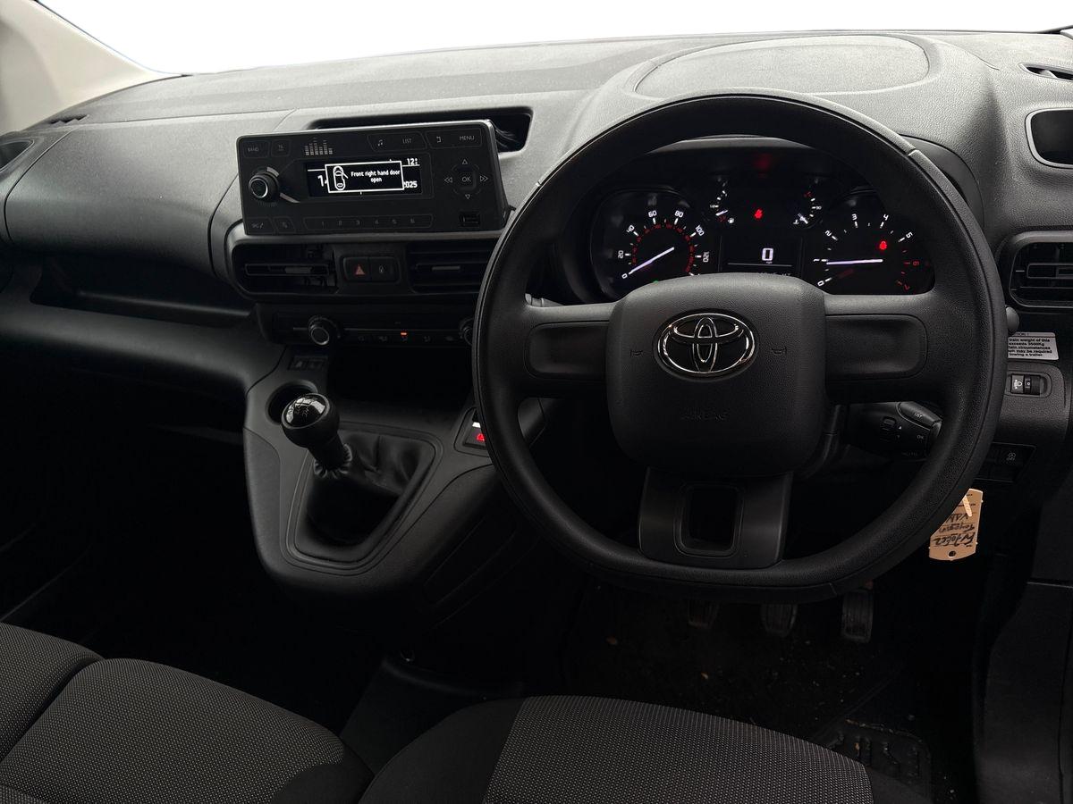 Used Toyota ProAce 2021 for sale - 76773112: Photo 12