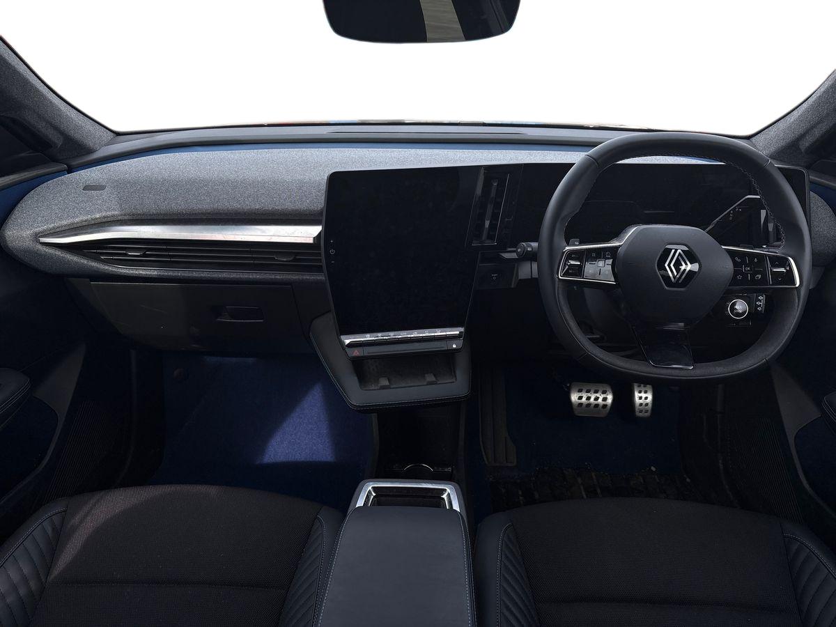 Used Renault Scenic E-Tech 2024 for sale - 77971793: Photo 11