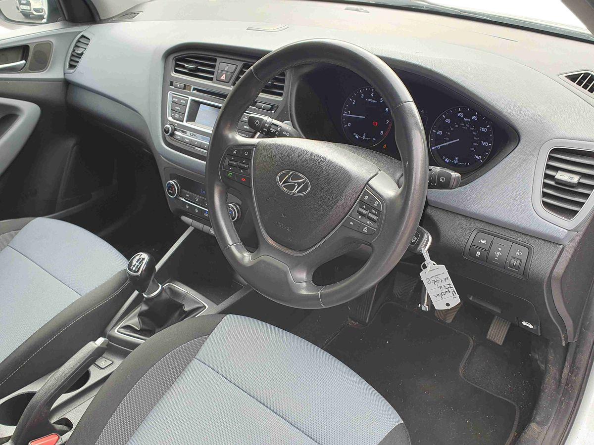 Used Hyundai i20 2016 for sale - 76452241: Photo 10