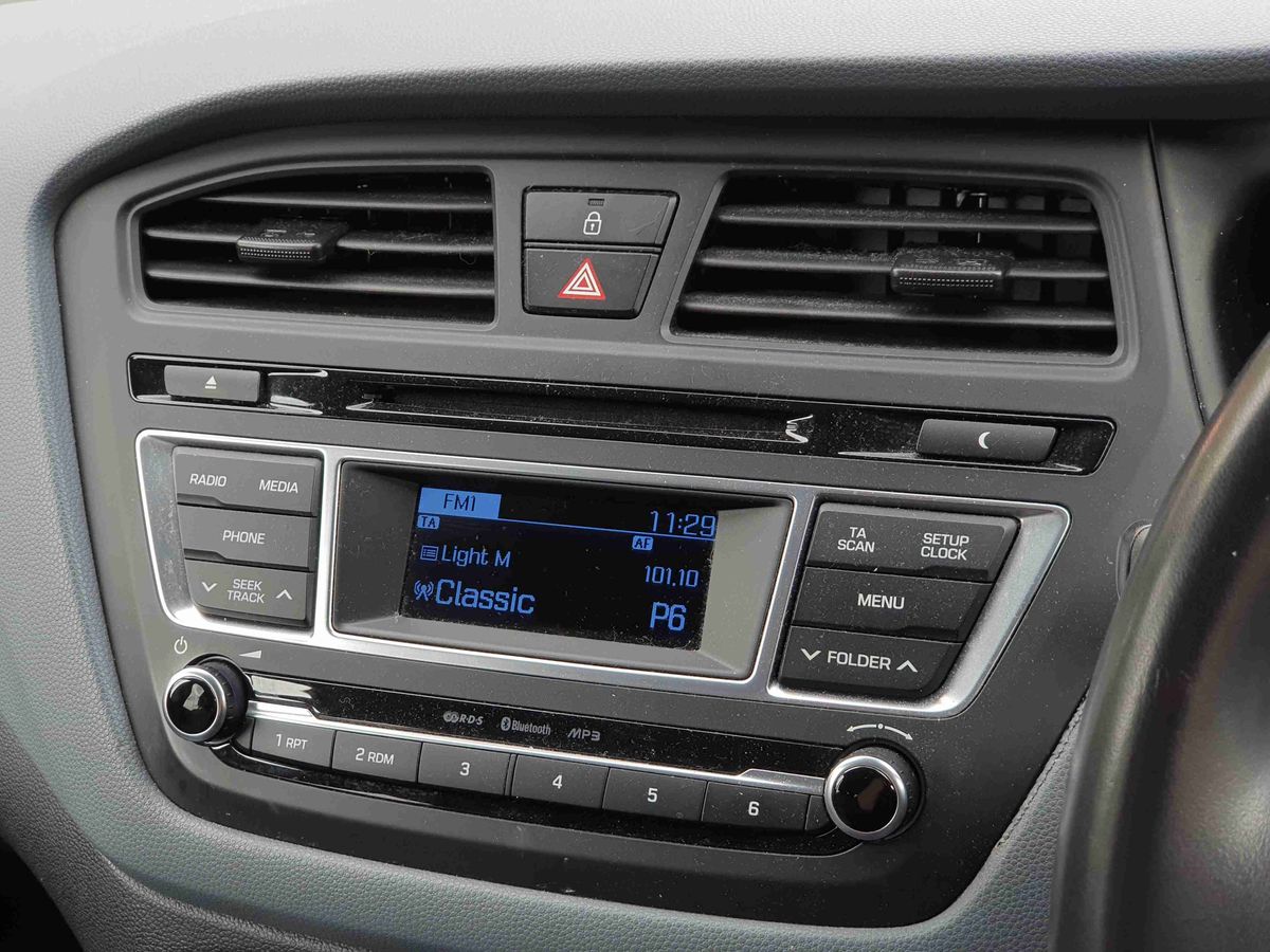 Used Hyundai i20 2016 for sale - 76452241: Photo 19