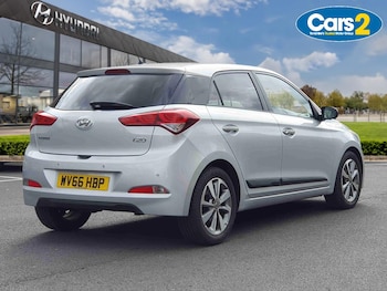 Used Hyundai i20 2016 for sale - 76452241: Photo