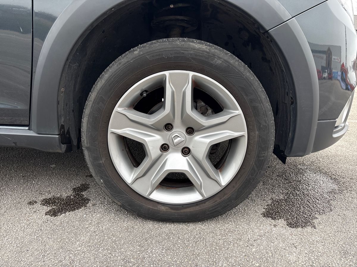 Used Dacia Sandero Stepway 2018 for sale - 77971786: Photo 9