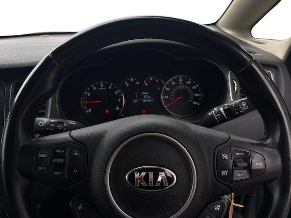 Used Kia Carens 2017 for sale - 76344025: Photo 13