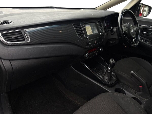 Used Kia Carens 2017 for sale - 76344025: Photo 15