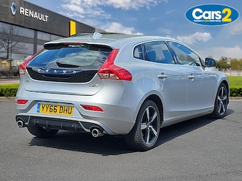 Used Volvo V40 2016 for sale - 78936490: Photo