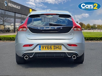 Used Volvo V40 2016 for sale - 78936490: Photo