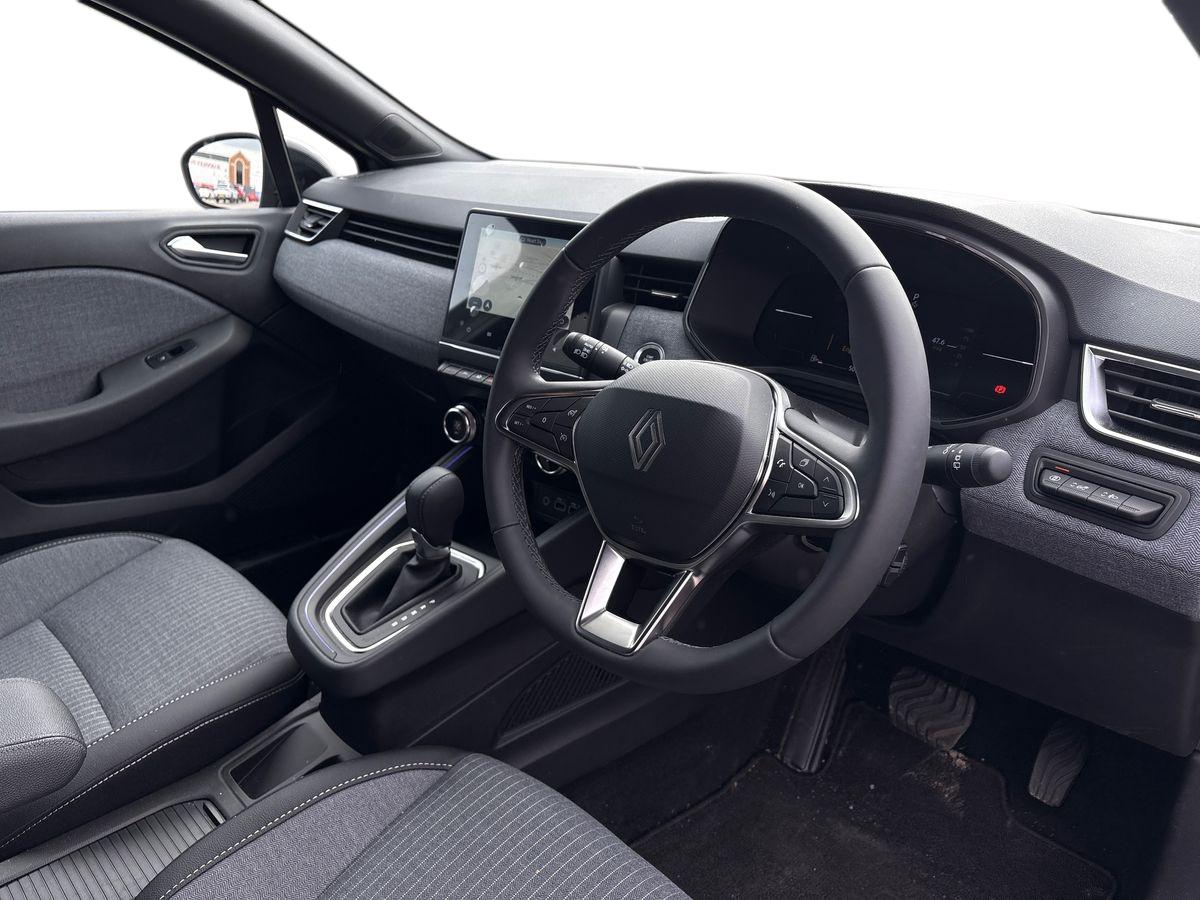 Used Renault Clio 2025 for sale - 78049672: Photo 10