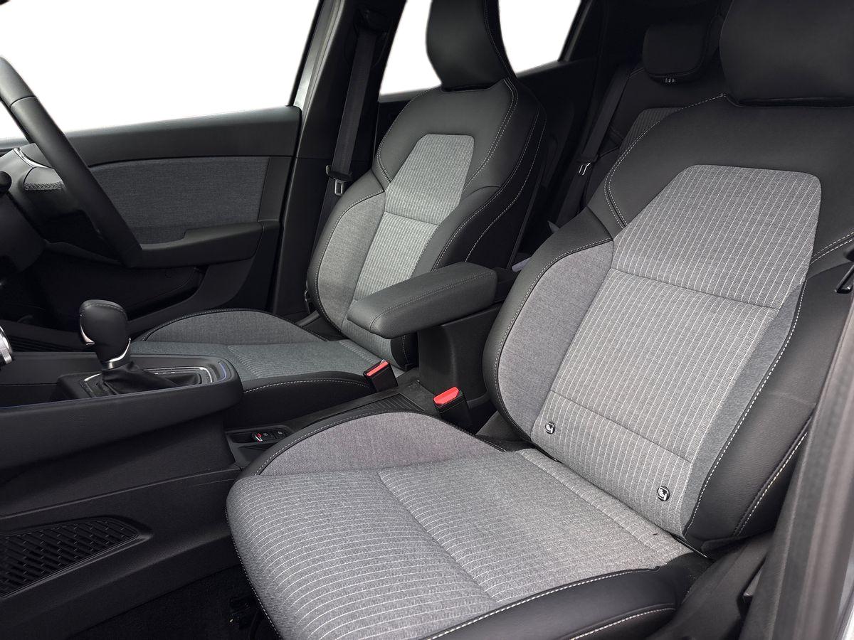 Used Renault Clio 2025 for sale - 78049672: Photo 16