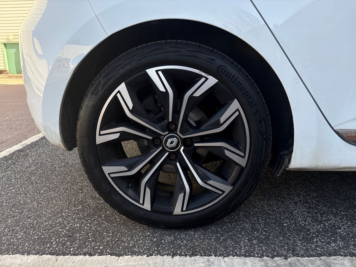 Used Renault Clio 2023 for sale - 77903206: Photo 9