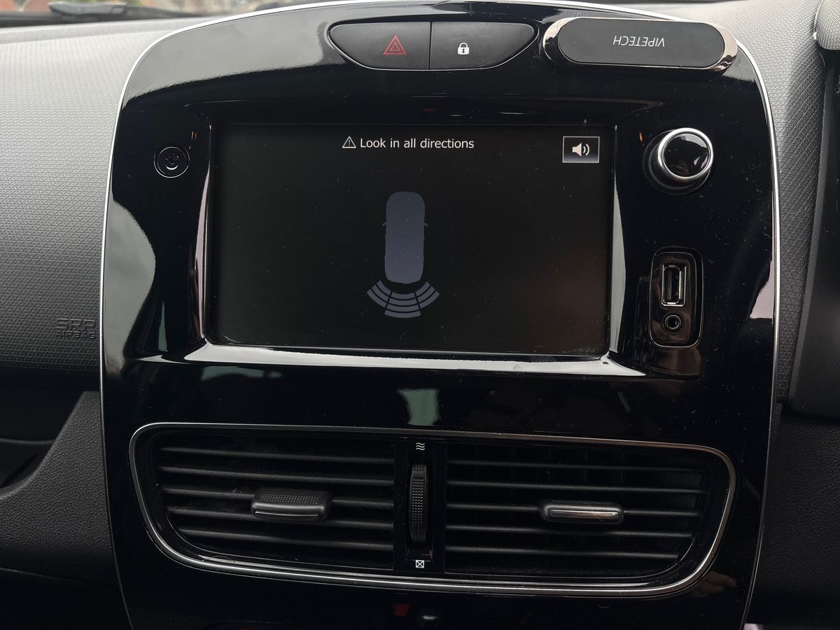 Used Renault Clio 2019 for sale - 76312185: Photo 19