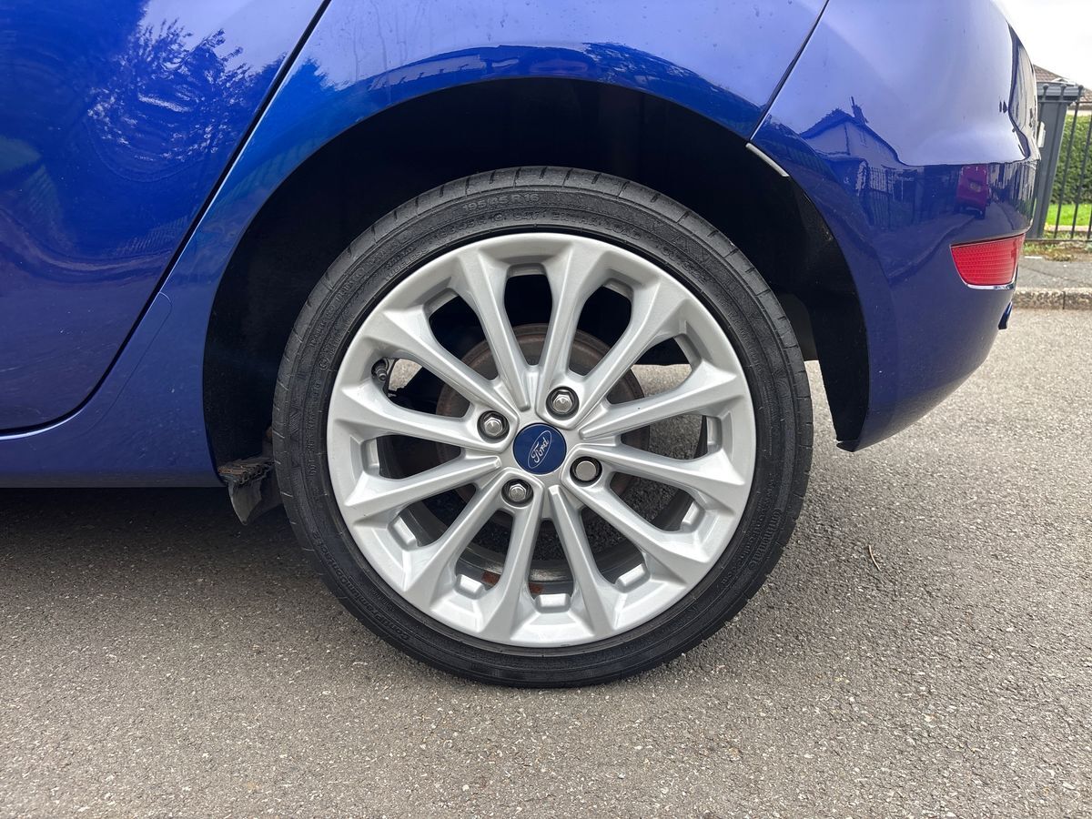 Used Ford Fiesta 2016 for sale - 76568099: Photo 9