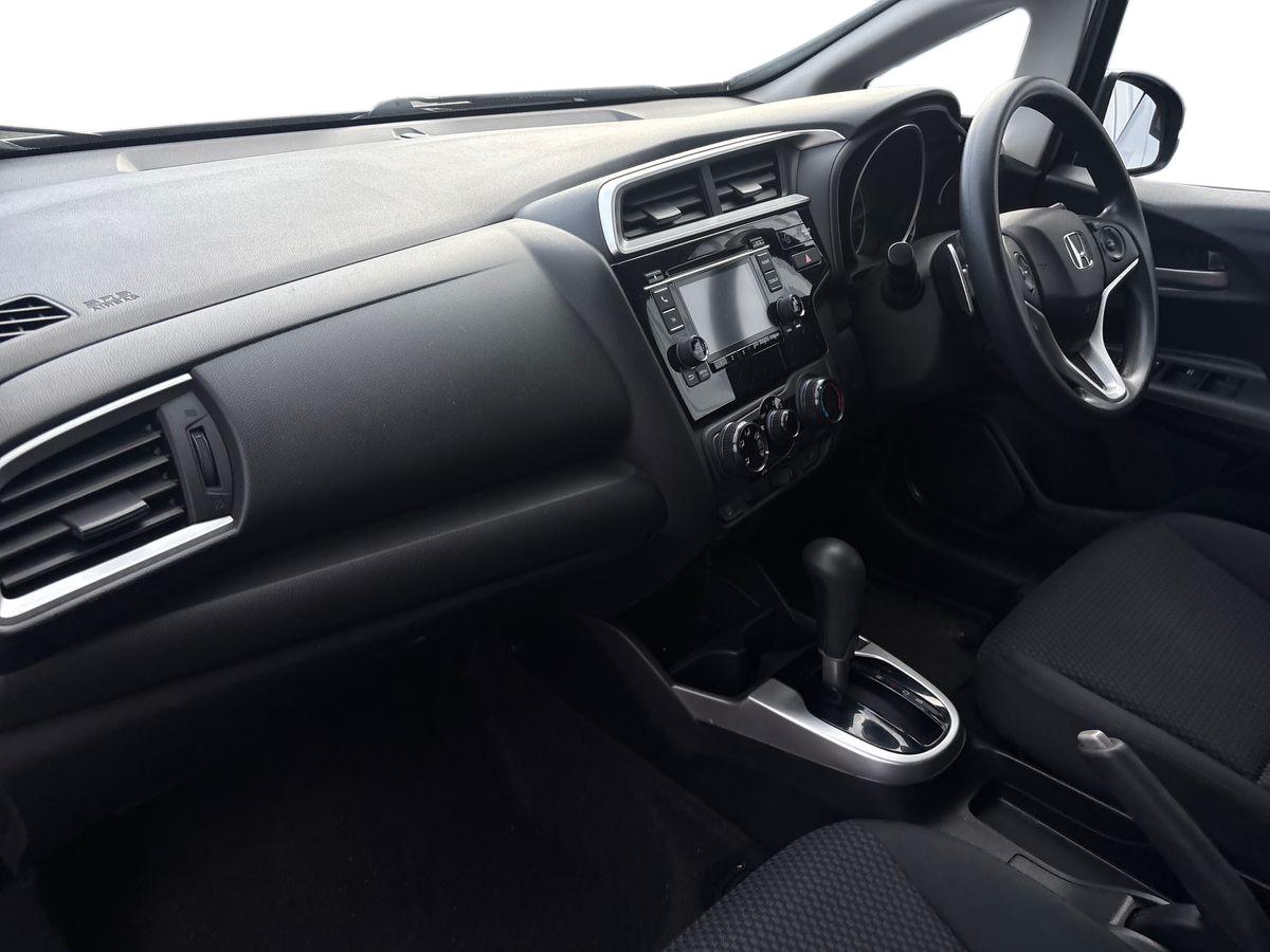 Used Honda Jazz 2019 for sale - 76154827: Photo 15