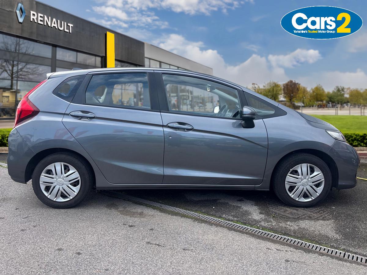 Used Honda Jazz 2019 for sale - 76154827: Photo 2