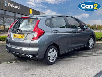 Used Honda Jazz 2019 for sale - 76154827: Photo 3