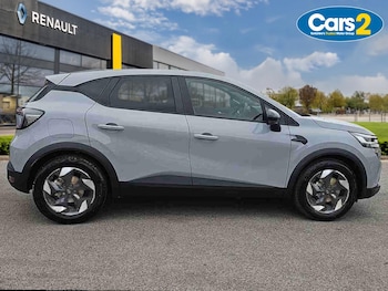 Used Renault Captur 2025 for sale - 79502335: Photo