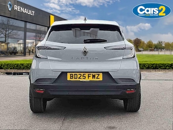 Used Renault Captur 2025 for sale - 79502335: Photo