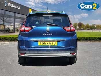 Used Renault Grand Scenic 2017 for sale - 78936437: Photo
