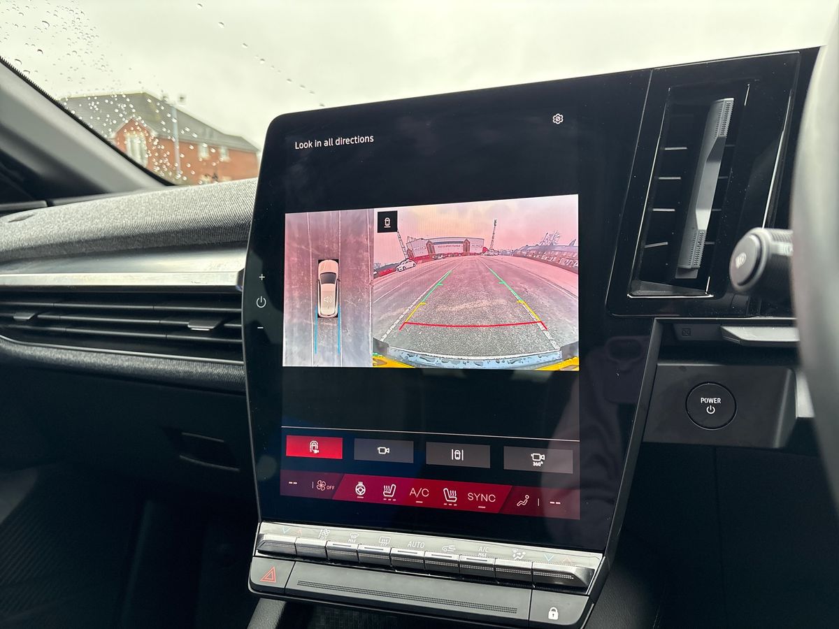 Used Renault Megane E Tech 2024 for sale - 77261515: Photo 19