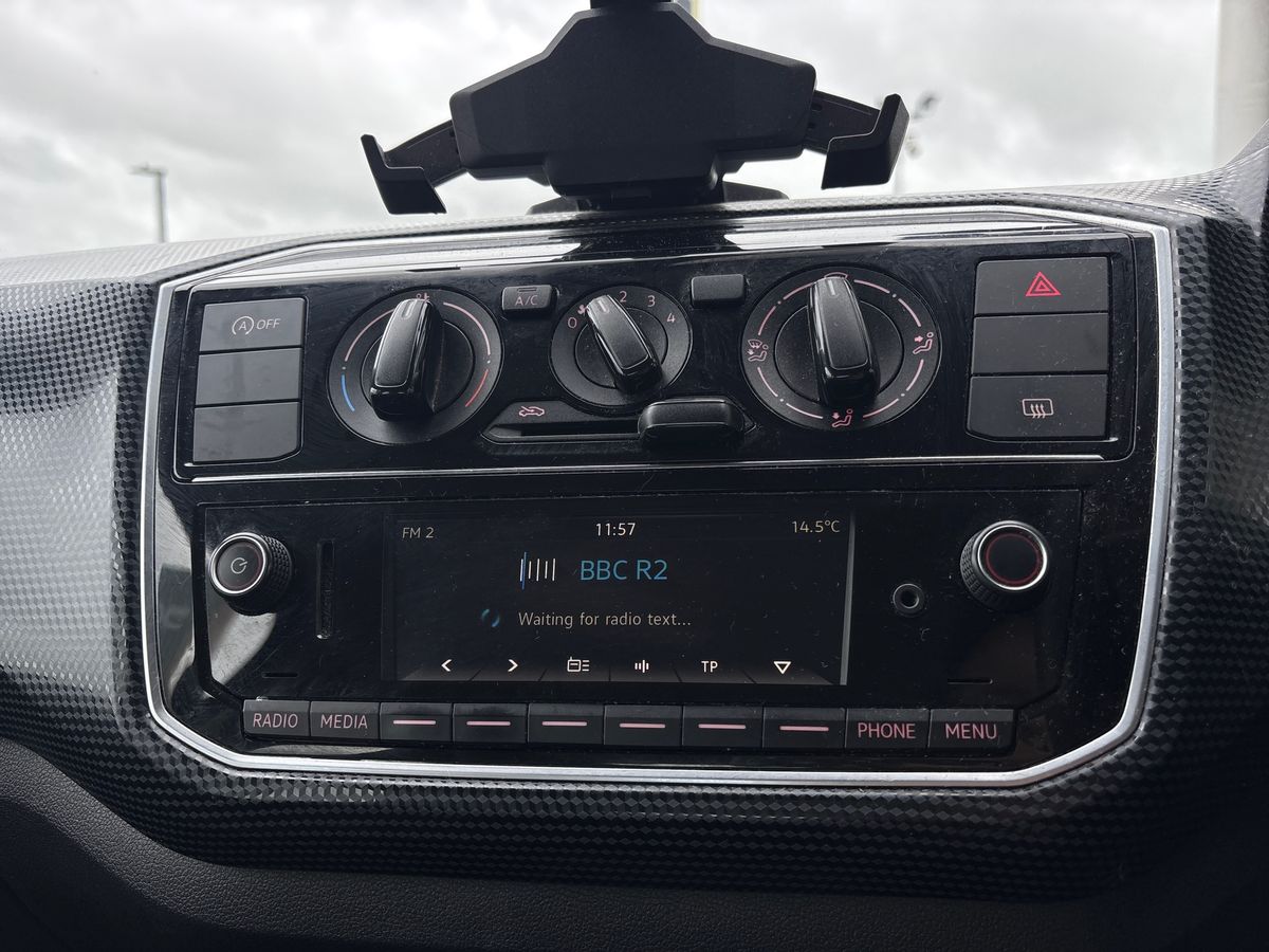 Used Volkswagen up! 2019 for sale - 77025341: Photo 19