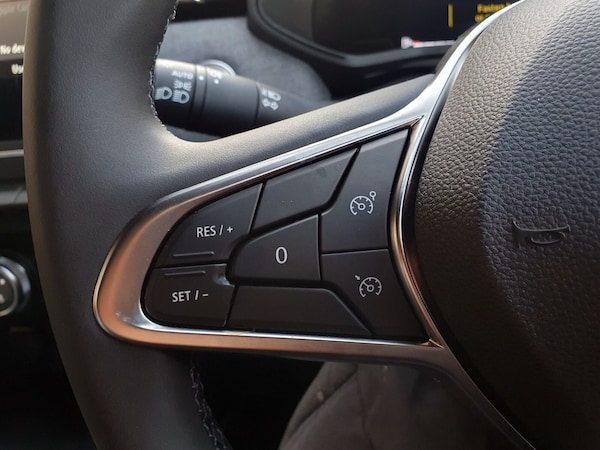 Used Renault Clio 2024 for sale - 75471292: Photo 17