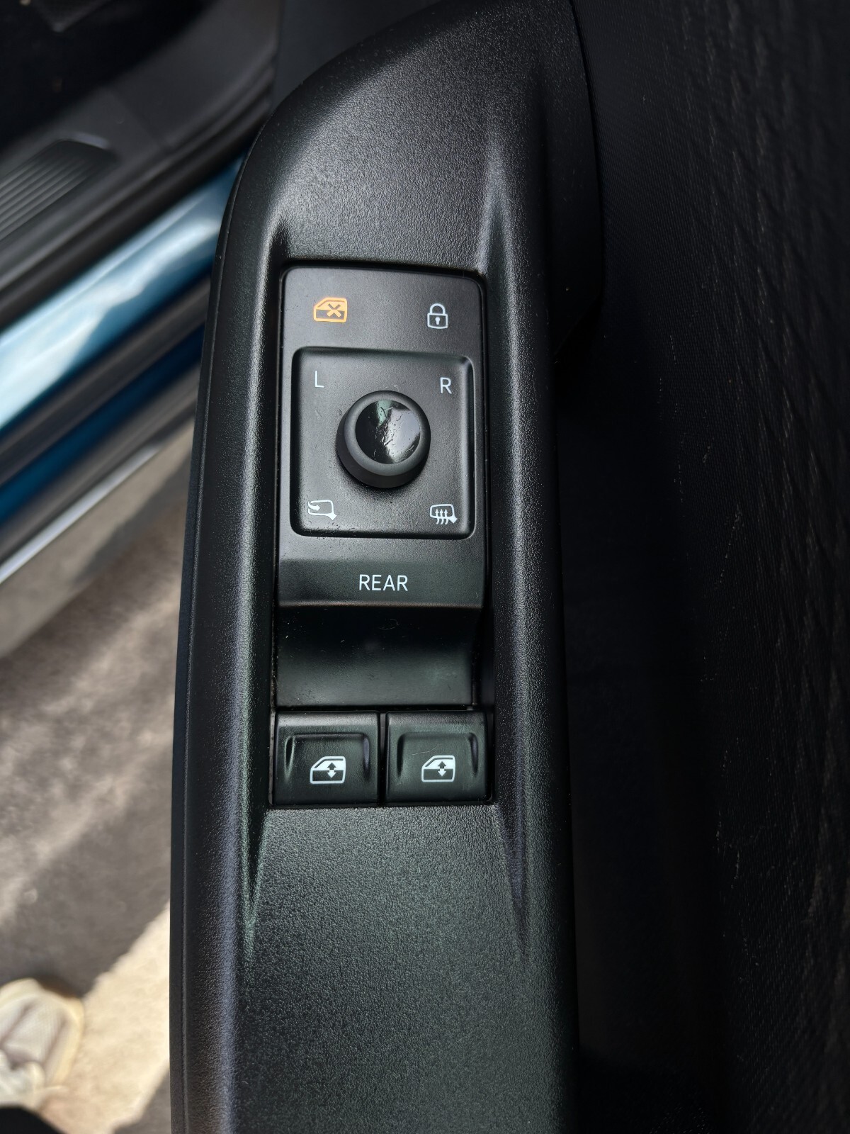 Vehicle 27