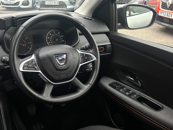 Used Dacia Sandero Stepway 2022 for sale - 75692024: Photo 9