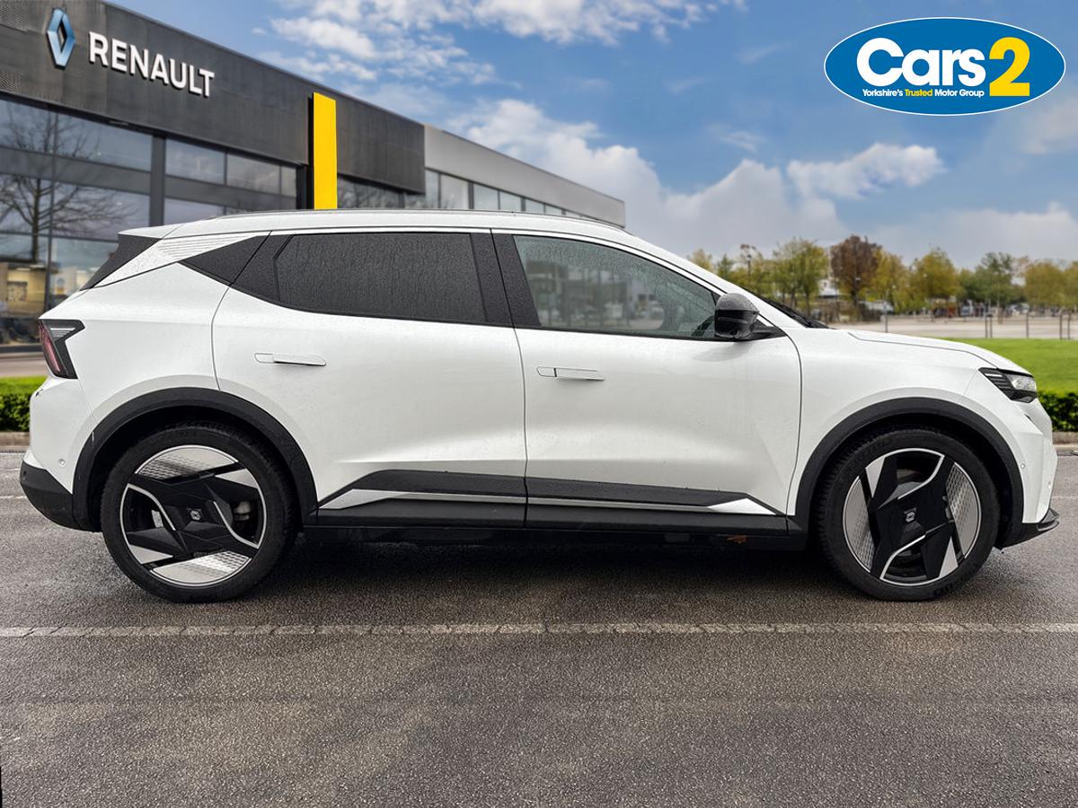 Used Renault Scenic E-Tech 2024 for sale - 76773149: Photo 2