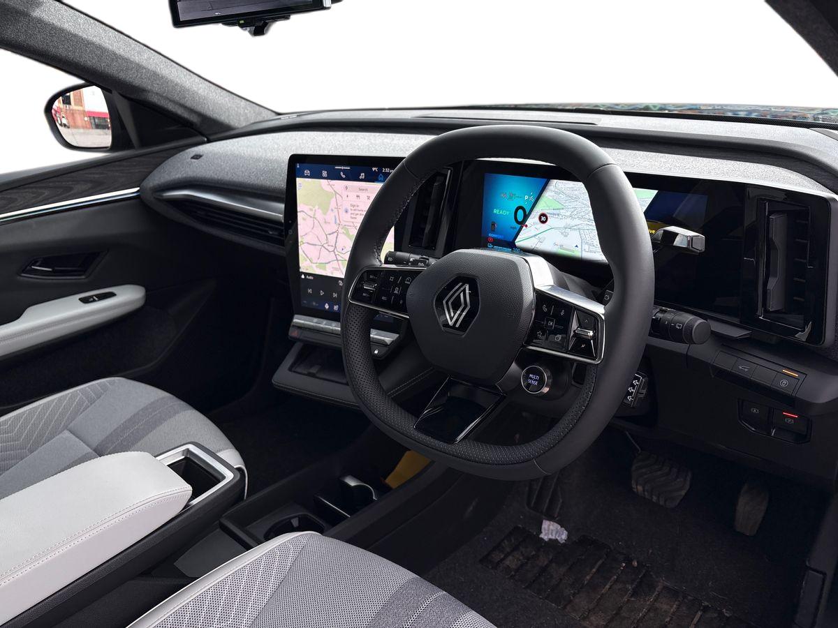 Used Renault Scenic E-Tech 2025 for sale - 77942070: Photo 10