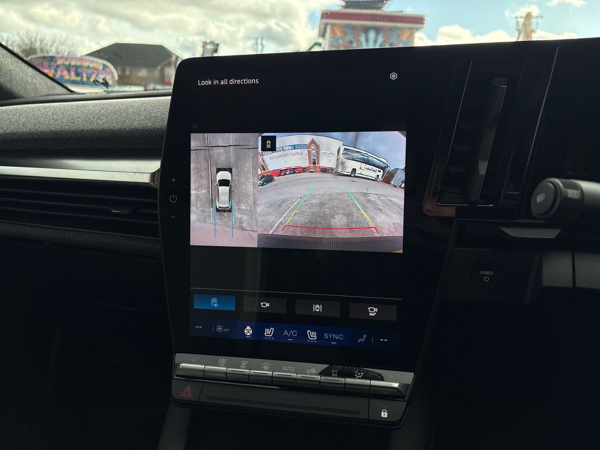 Used Renault Scenic E-Tech 2025 for sale - 77942070: Photo 19